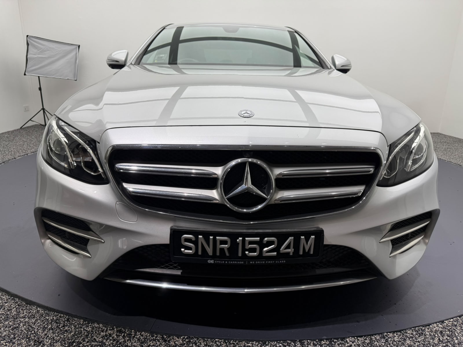 2016 Mercedes-Benz E200