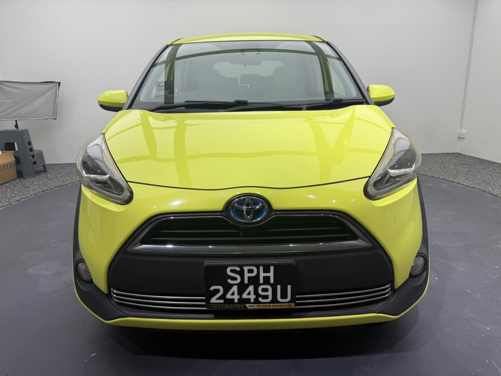 2016 Toyota Sienta