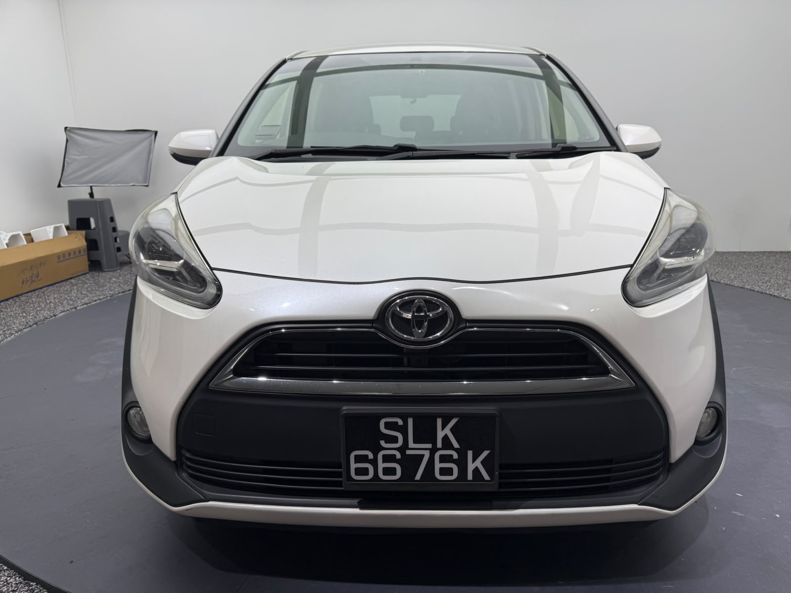 2016 Toyota Sienta