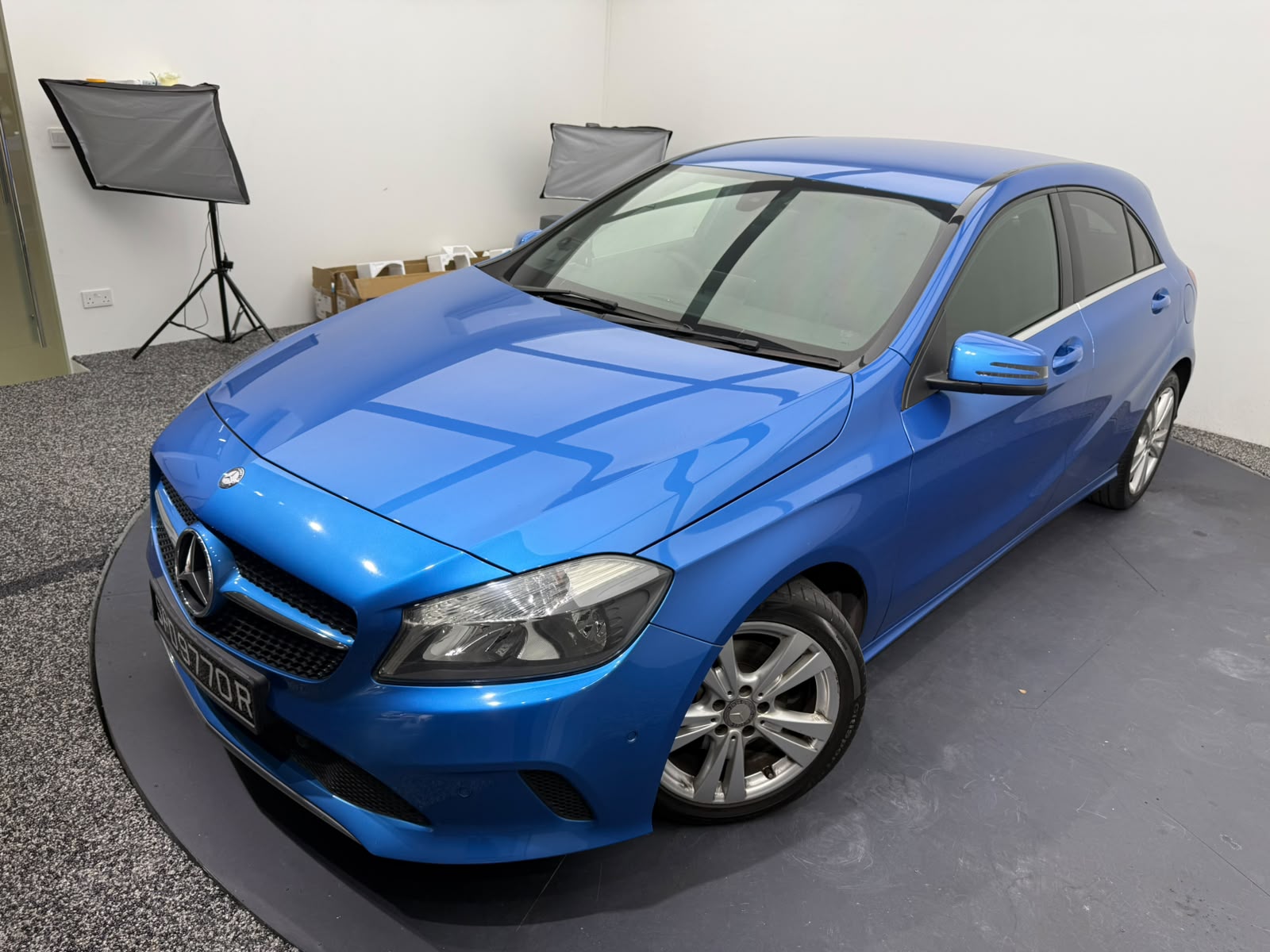 2016 Mercedes-Benz A180, photo 2