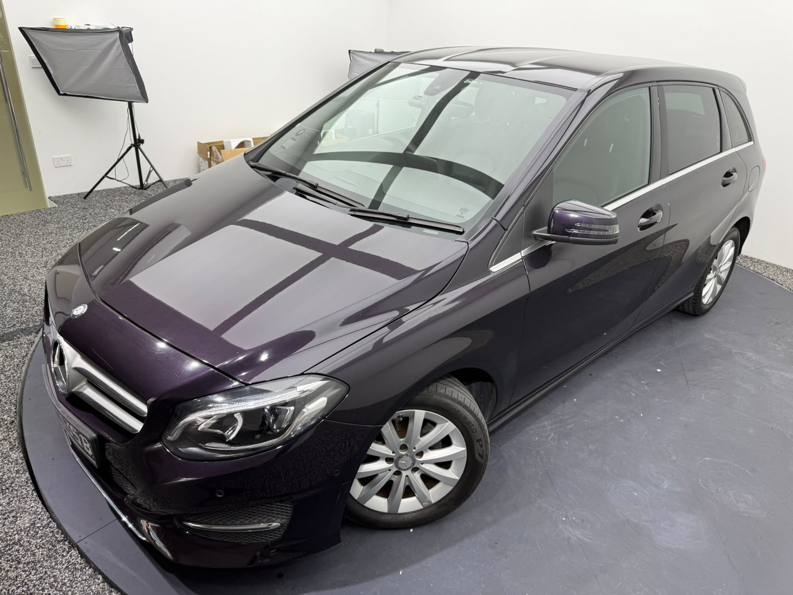 2016 Mercedes-Benz B180, photo 2