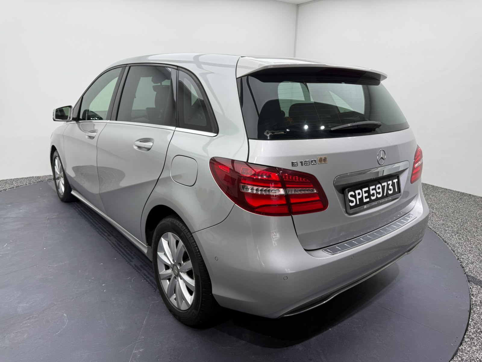 2016 Mercedes-Benz B180, photo 4