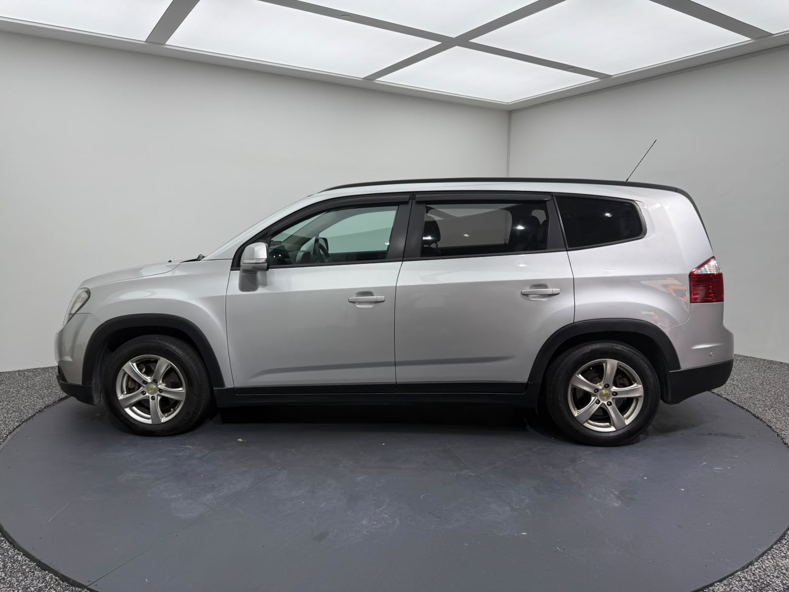 2016 Chevrolet Orlando, photo 3