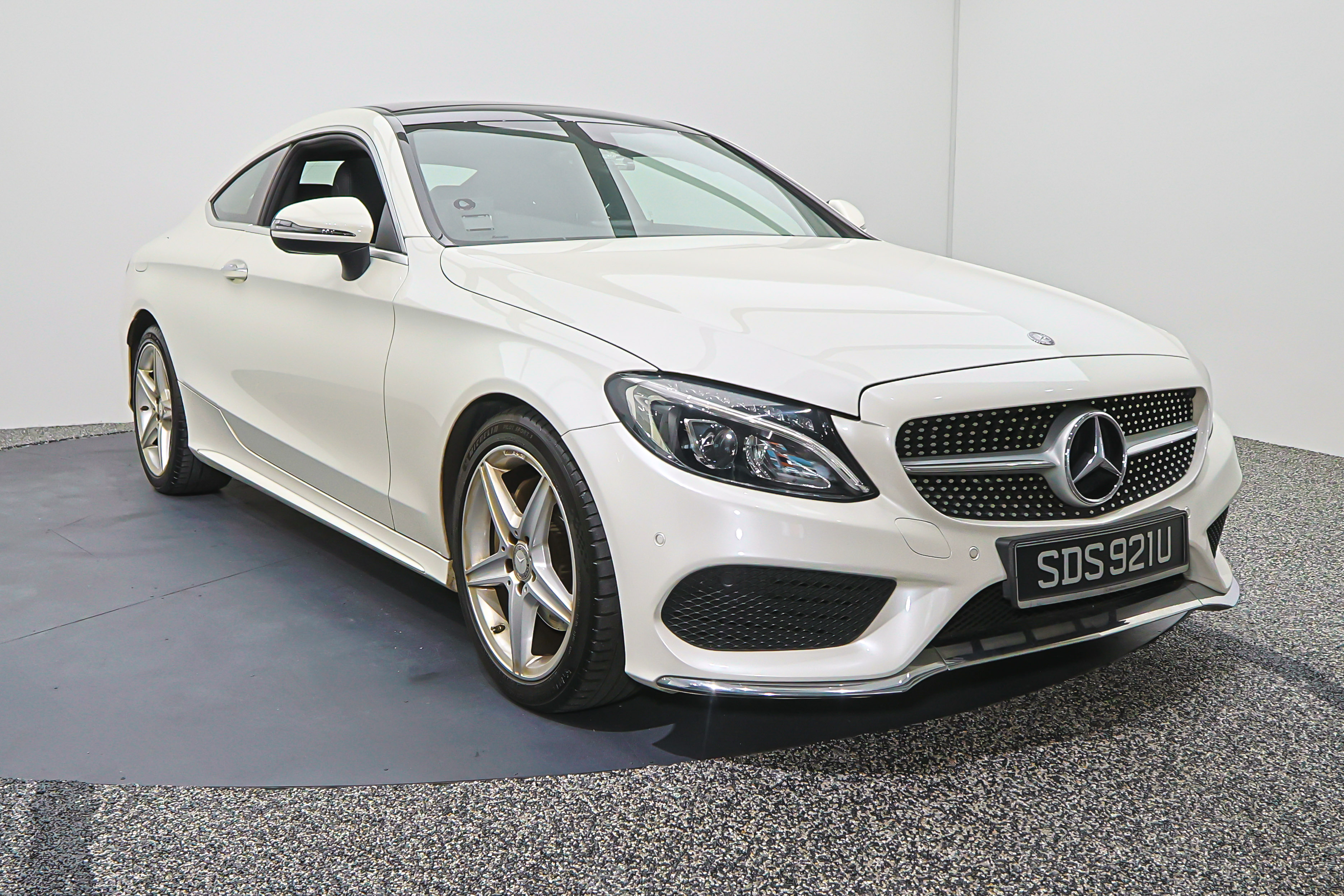 2015 Mercedes-Benz C200 Coupe, photo 7