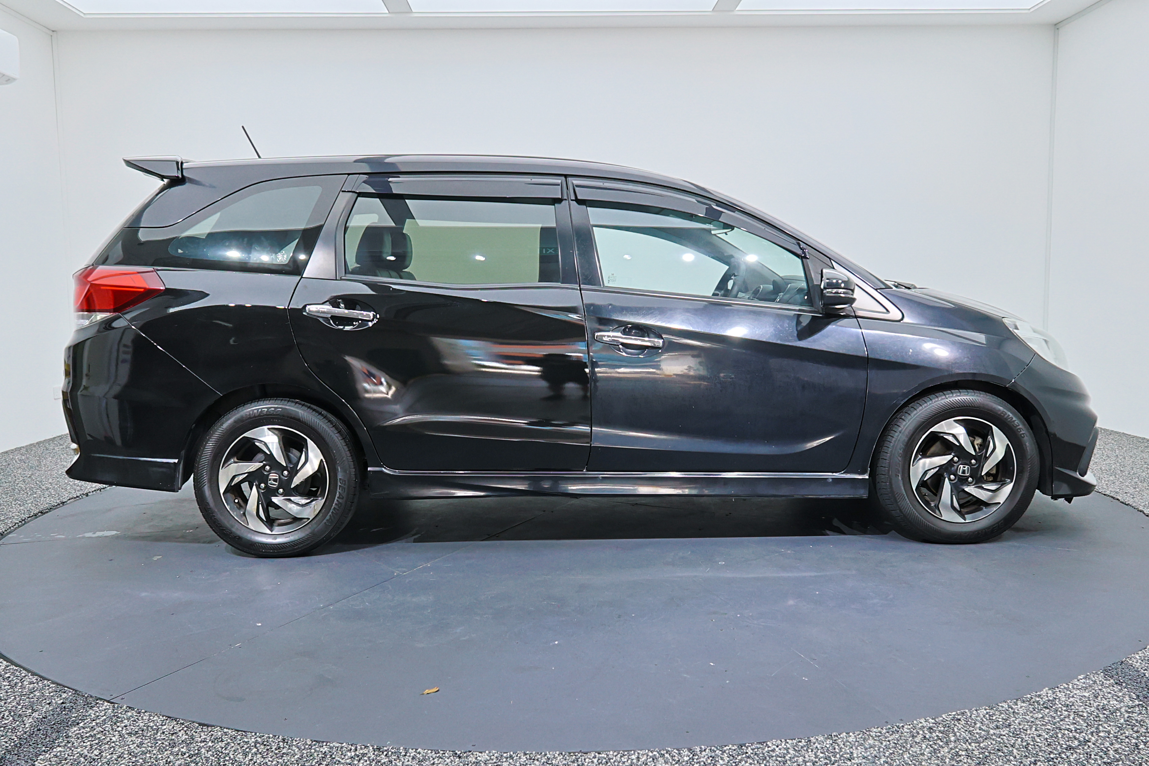 2016 Honda Mobilio, photo 6