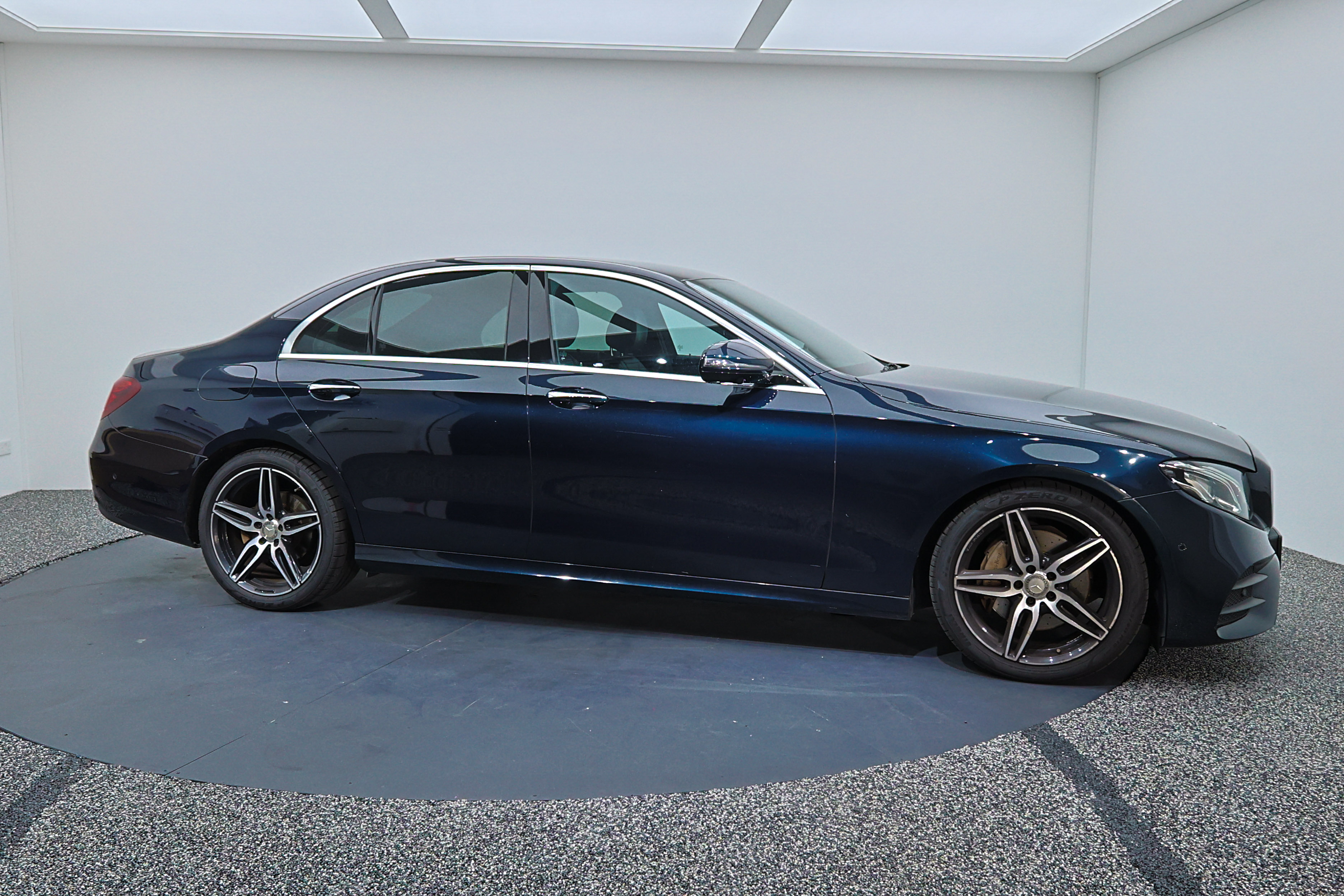 2016 Mercedes-Benz E200, photo 6