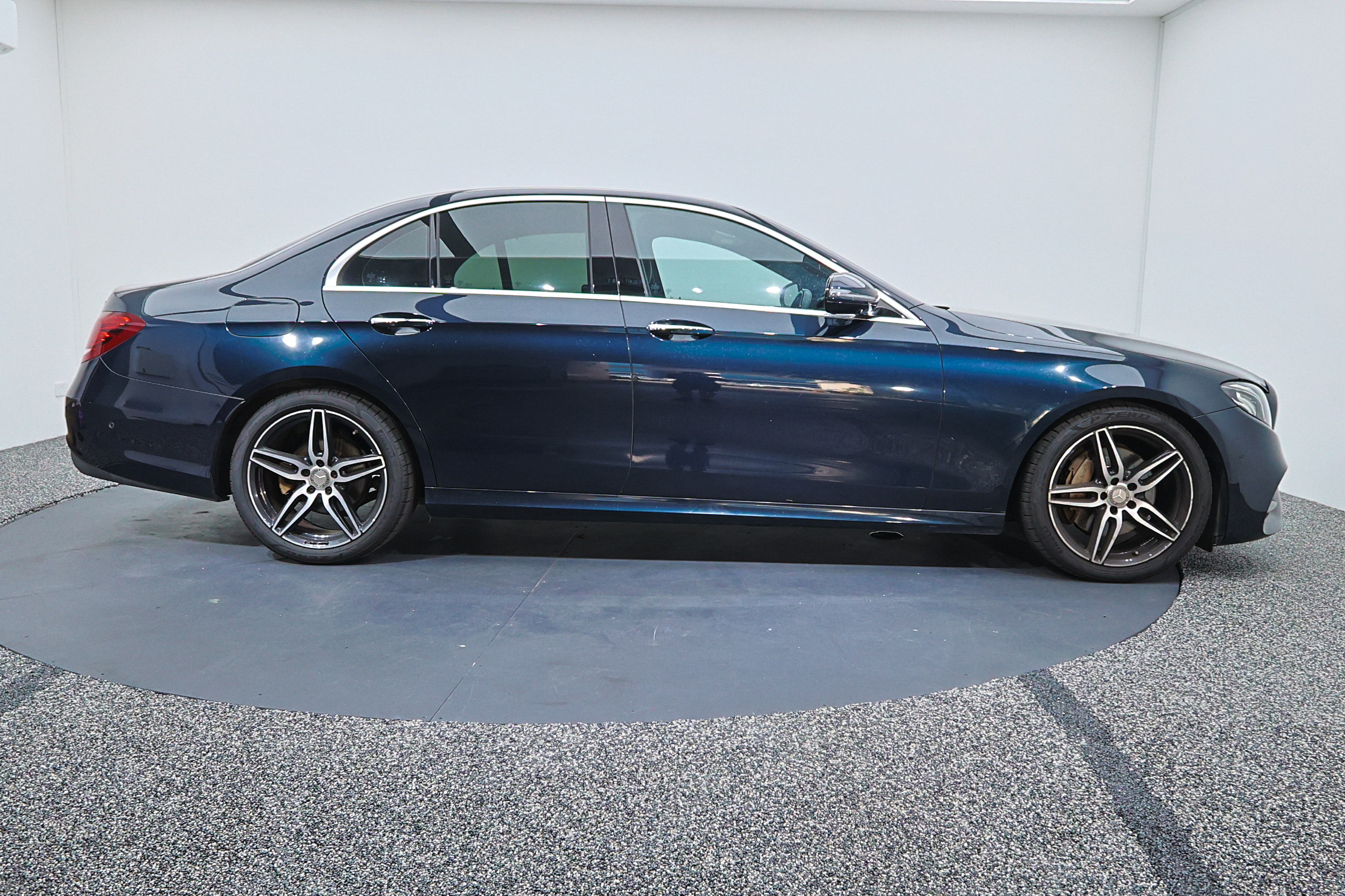 2016 Mercedes-Benz E200, photo 7