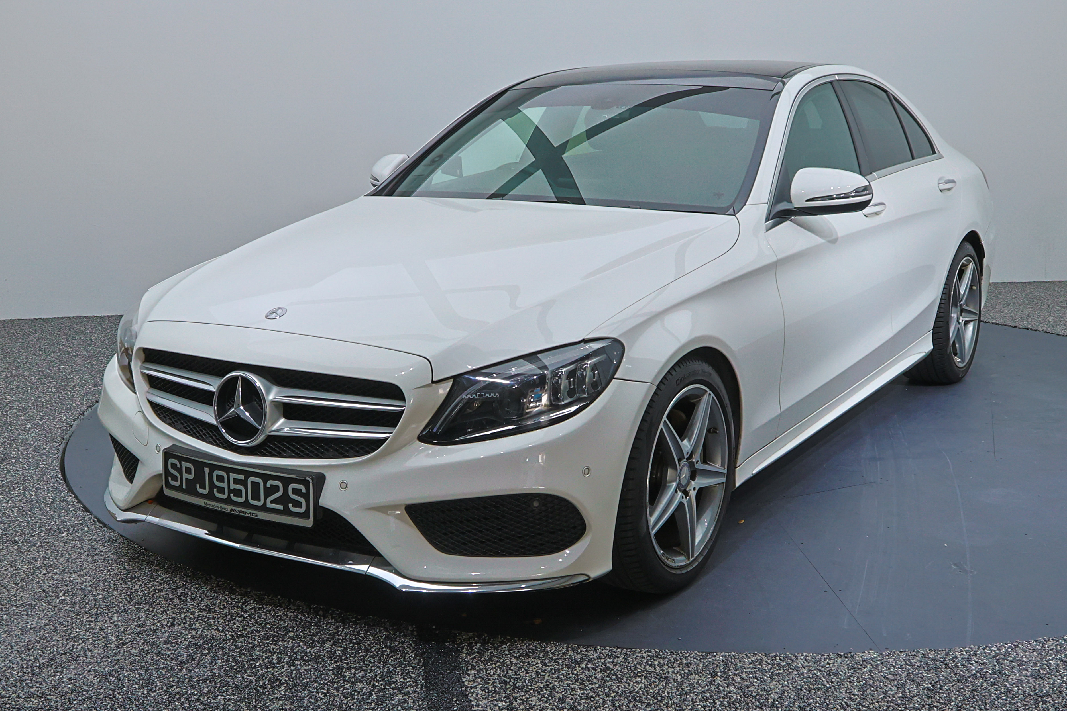2016 Mercedes-Benz C200, photo 2