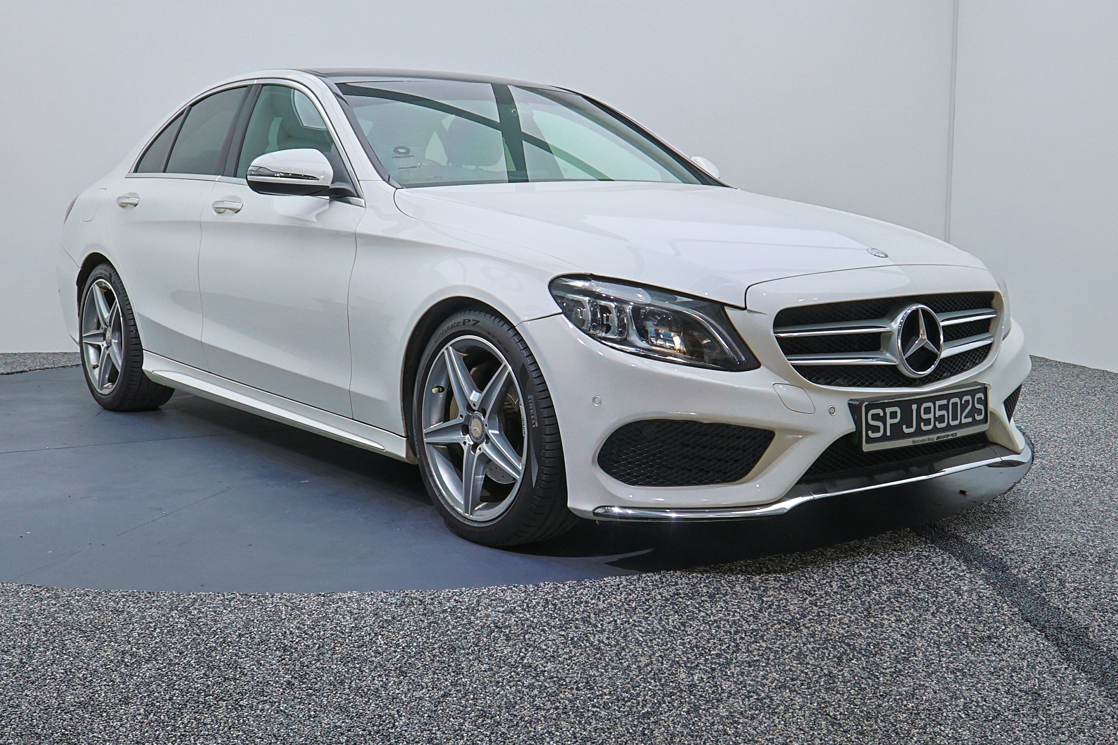 2016 Mercedes-Benz C200, photo 4