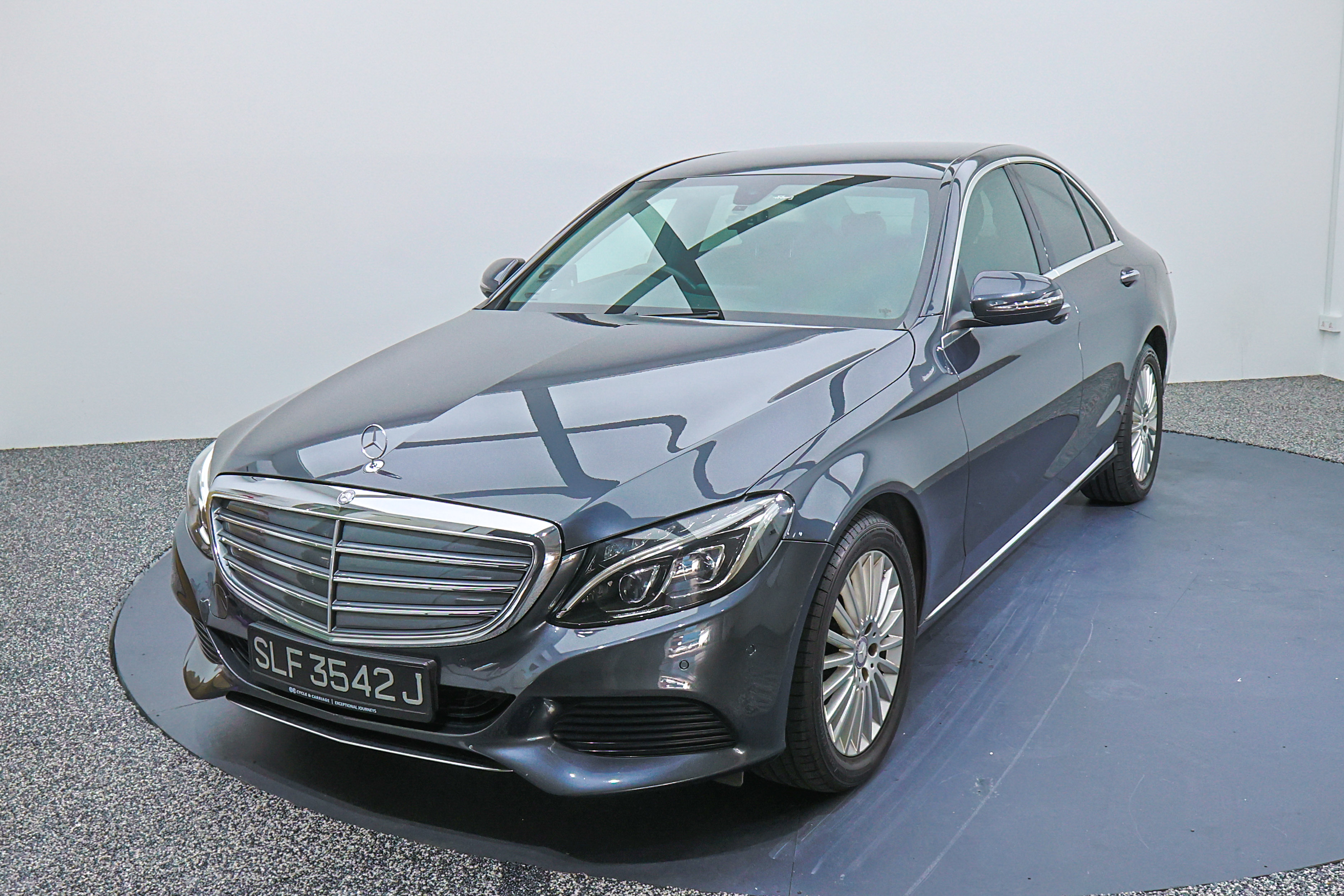 2016 Mercedes-Benz C200, photo 2