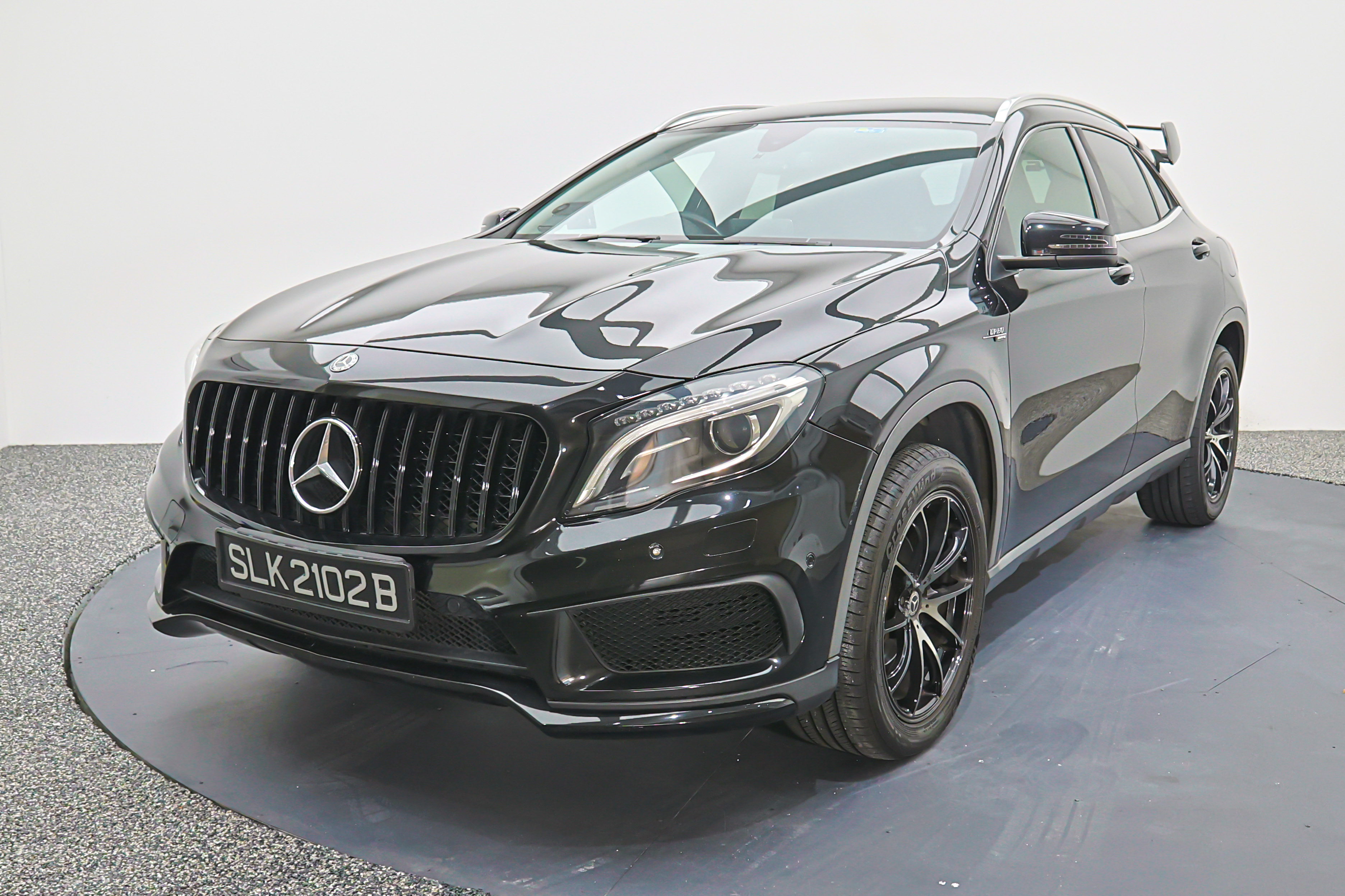 2016 Mercedes-Benz GLA180, photo 2