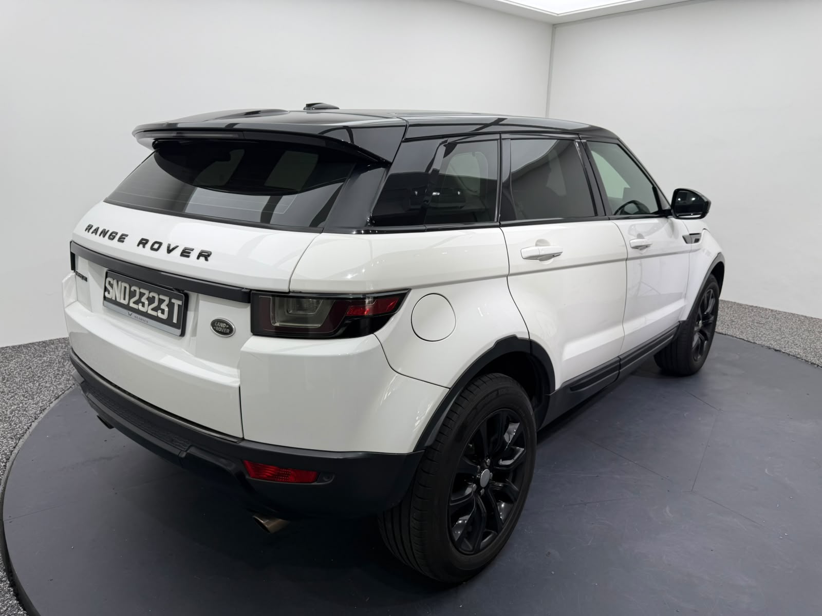 2016 Land Rover Range Rover Evoque, photo 6