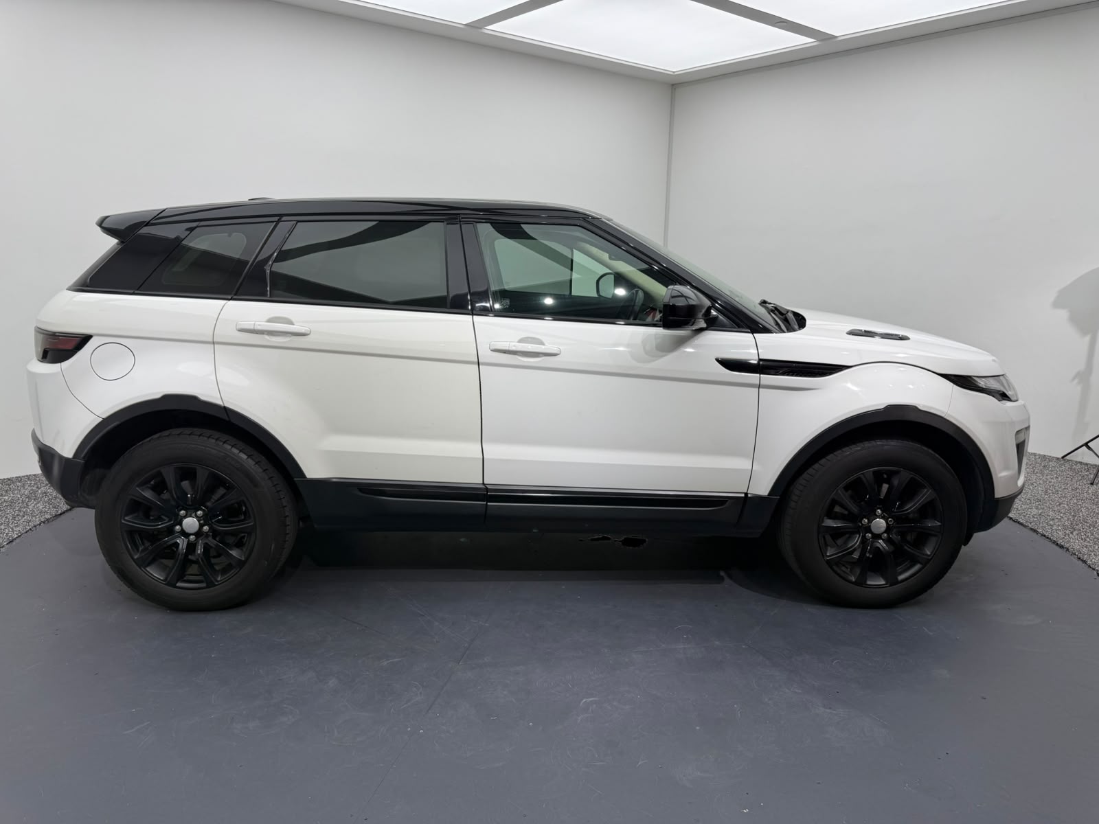 2016 Land Rover Range Rover Evoque, photo 7