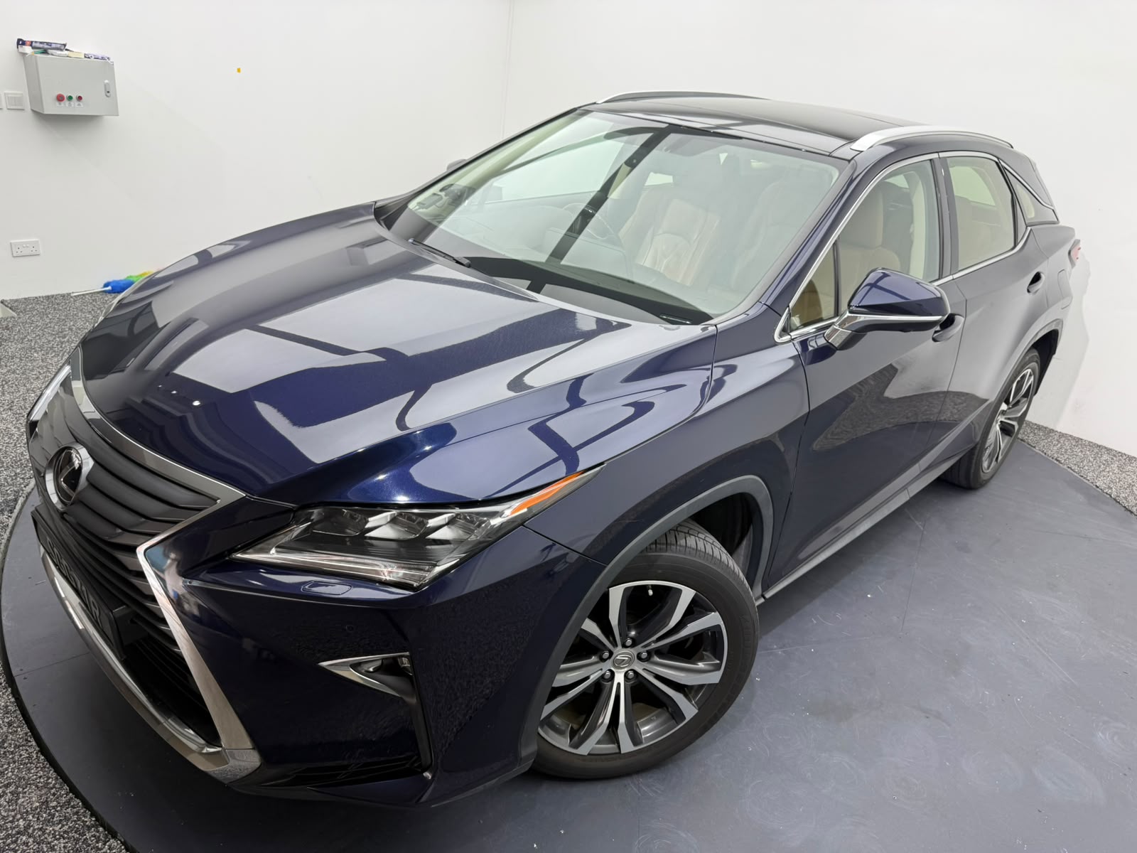 2016 Lexus RX200T, photo 2
