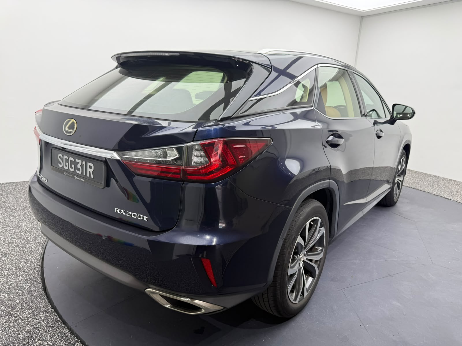 2016 Lexus RX200T, photo 6