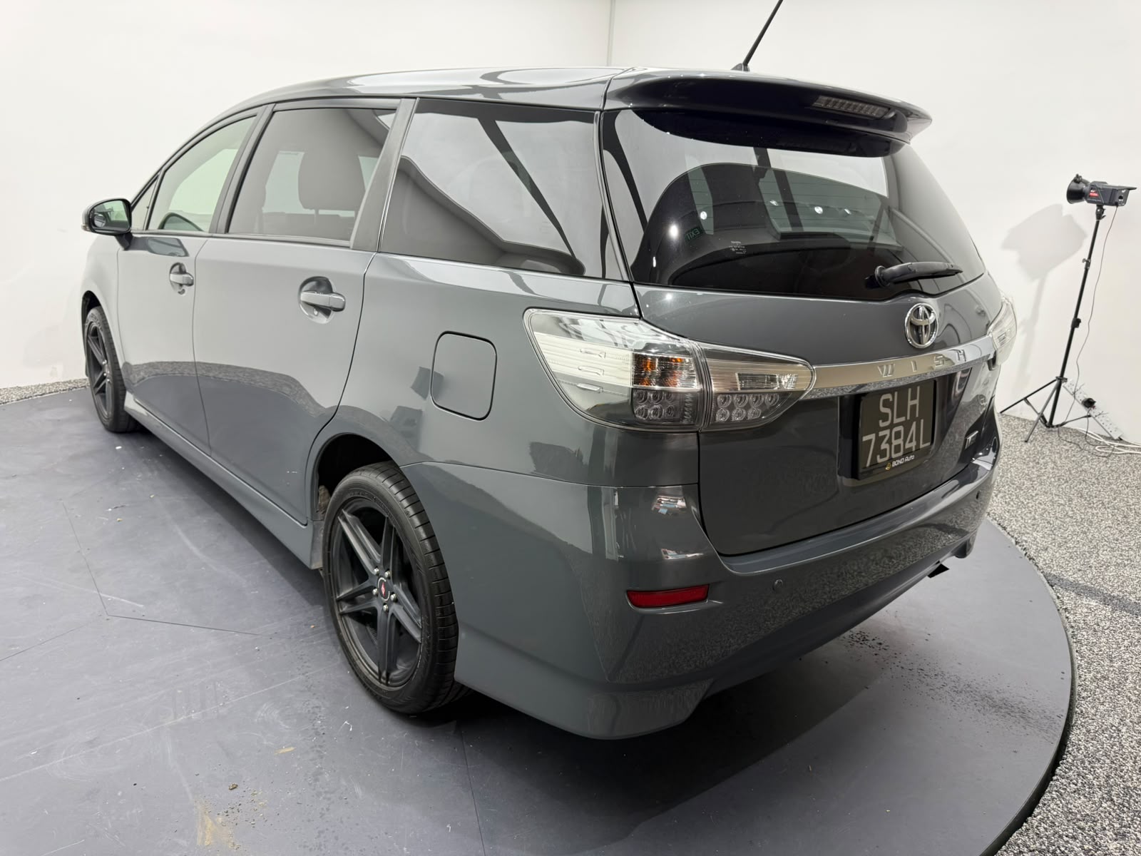 2016 Toyota Wish, photo 4
