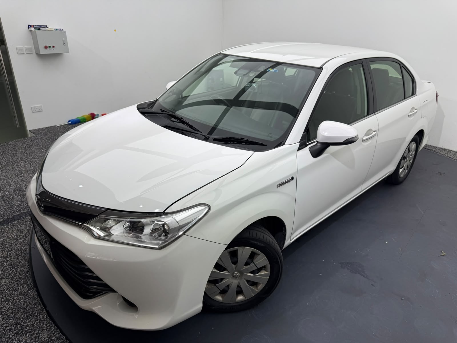 2016 Toyota Corolla Axio, photo 2
