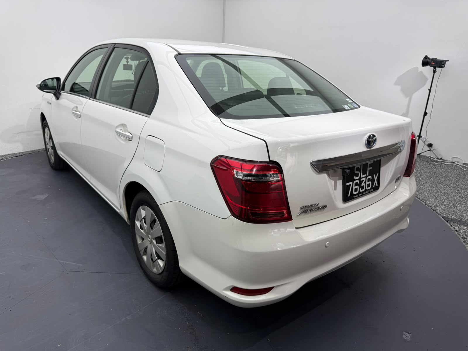 2016 Toyota Corolla Axio, photo 4