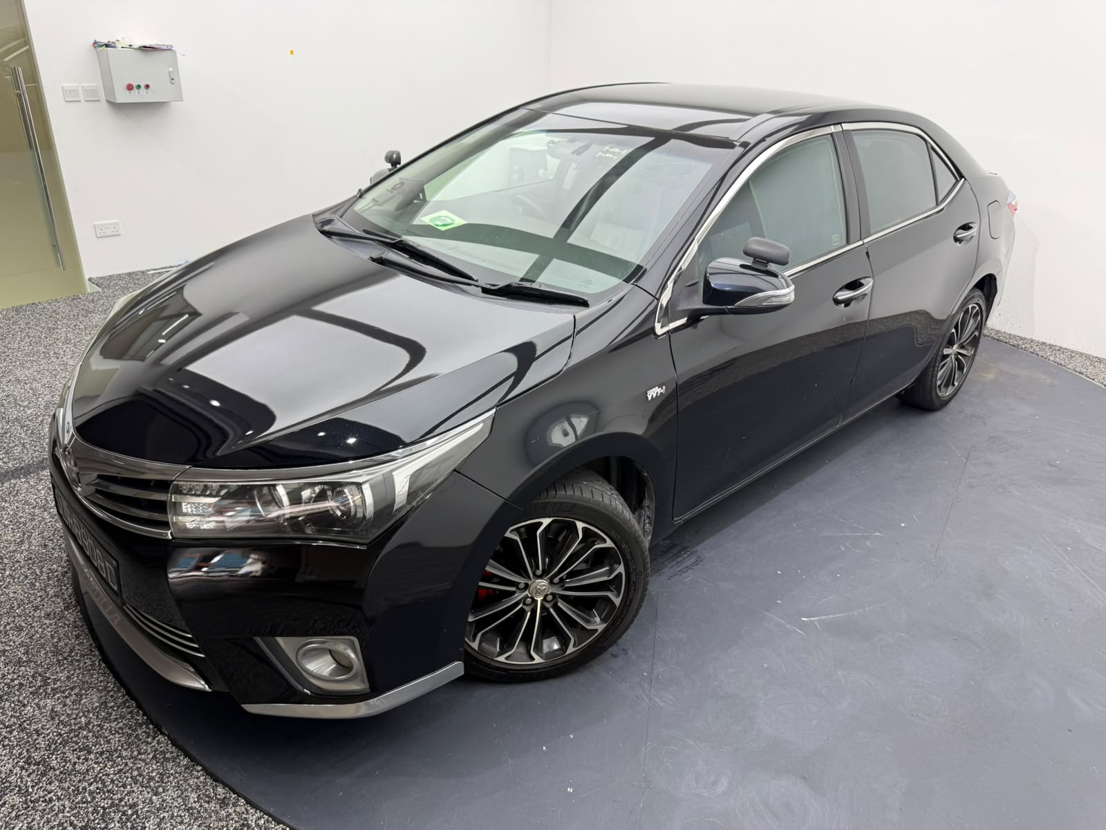 2016 Toyota Corolla Altis, photo 2
