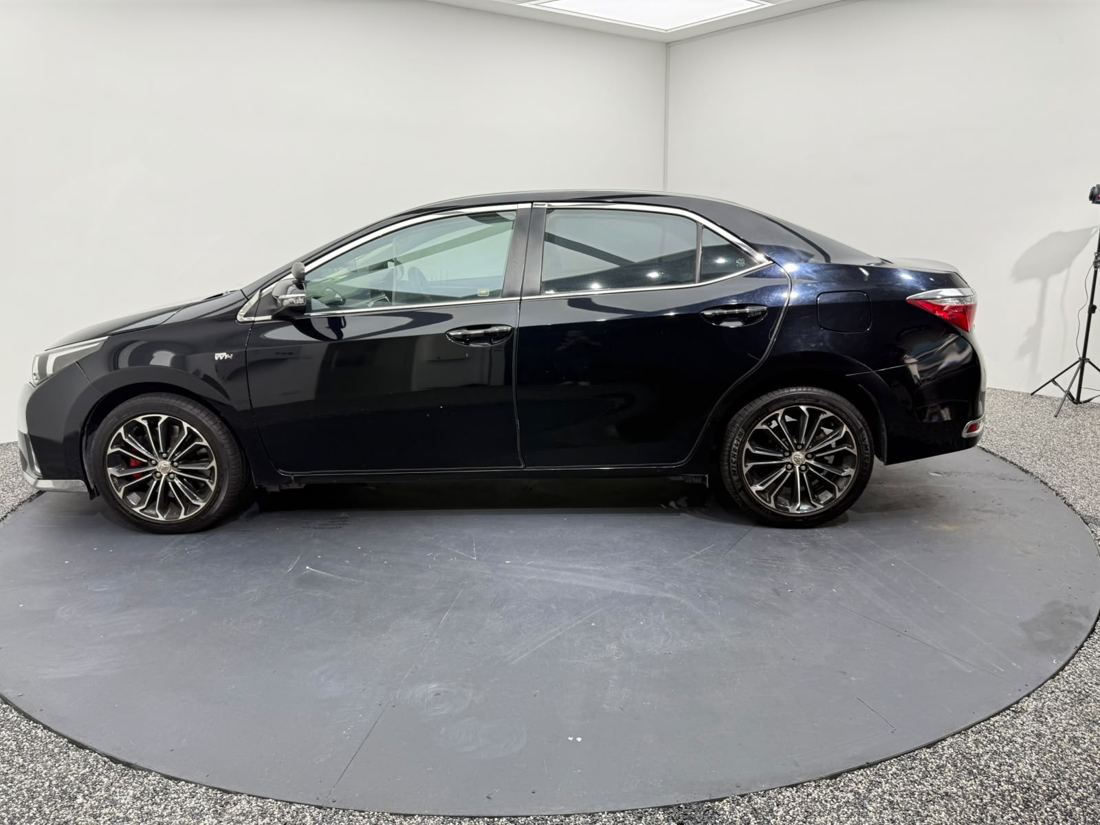 2016 Toyota Corolla Altis, photo 3