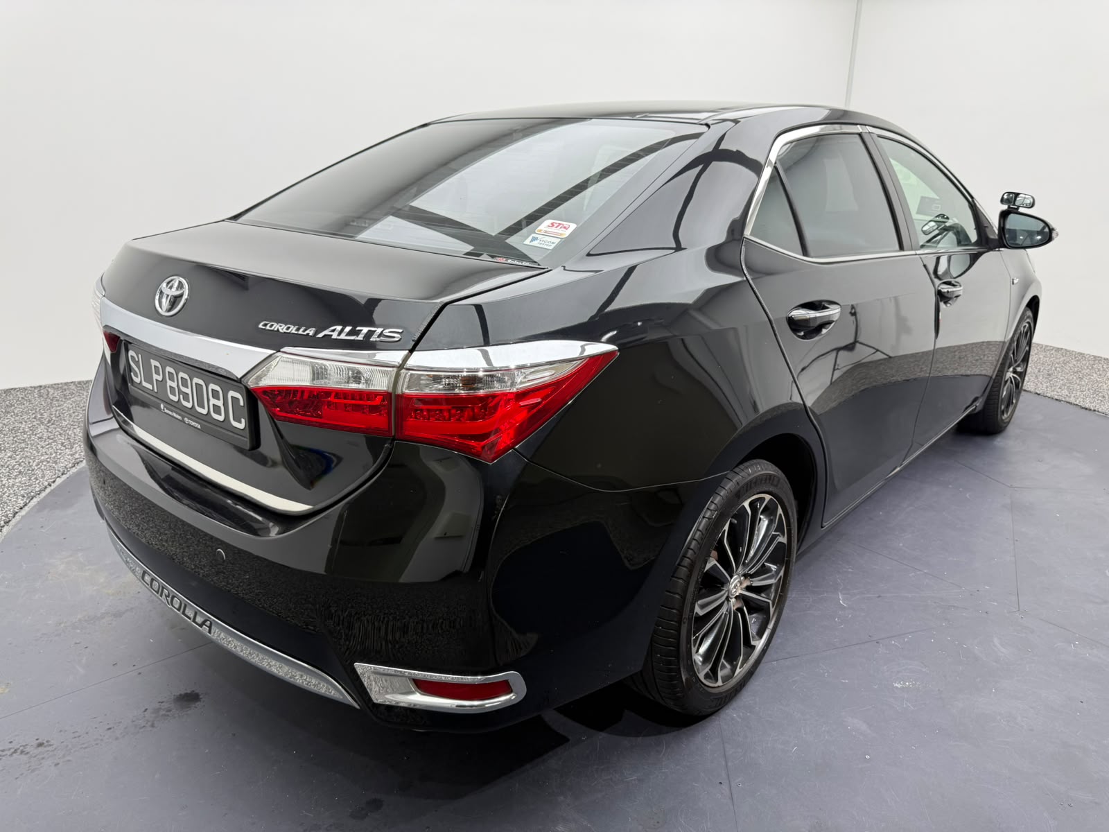 2016 Toyota Corolla Altis, photo 6