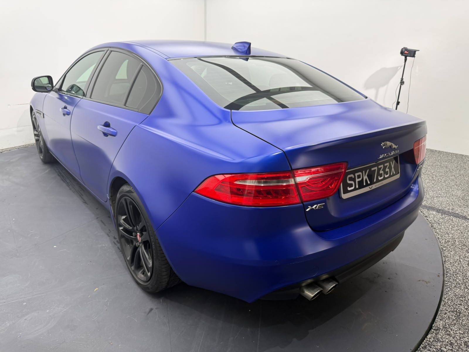 2016 Jaguar XE, photo 4