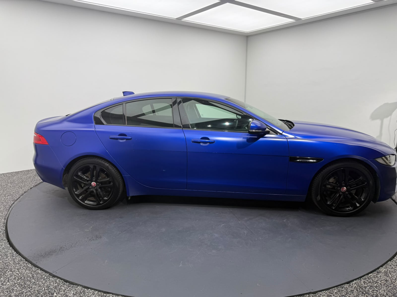 2016 Jaguar XE, photo 7