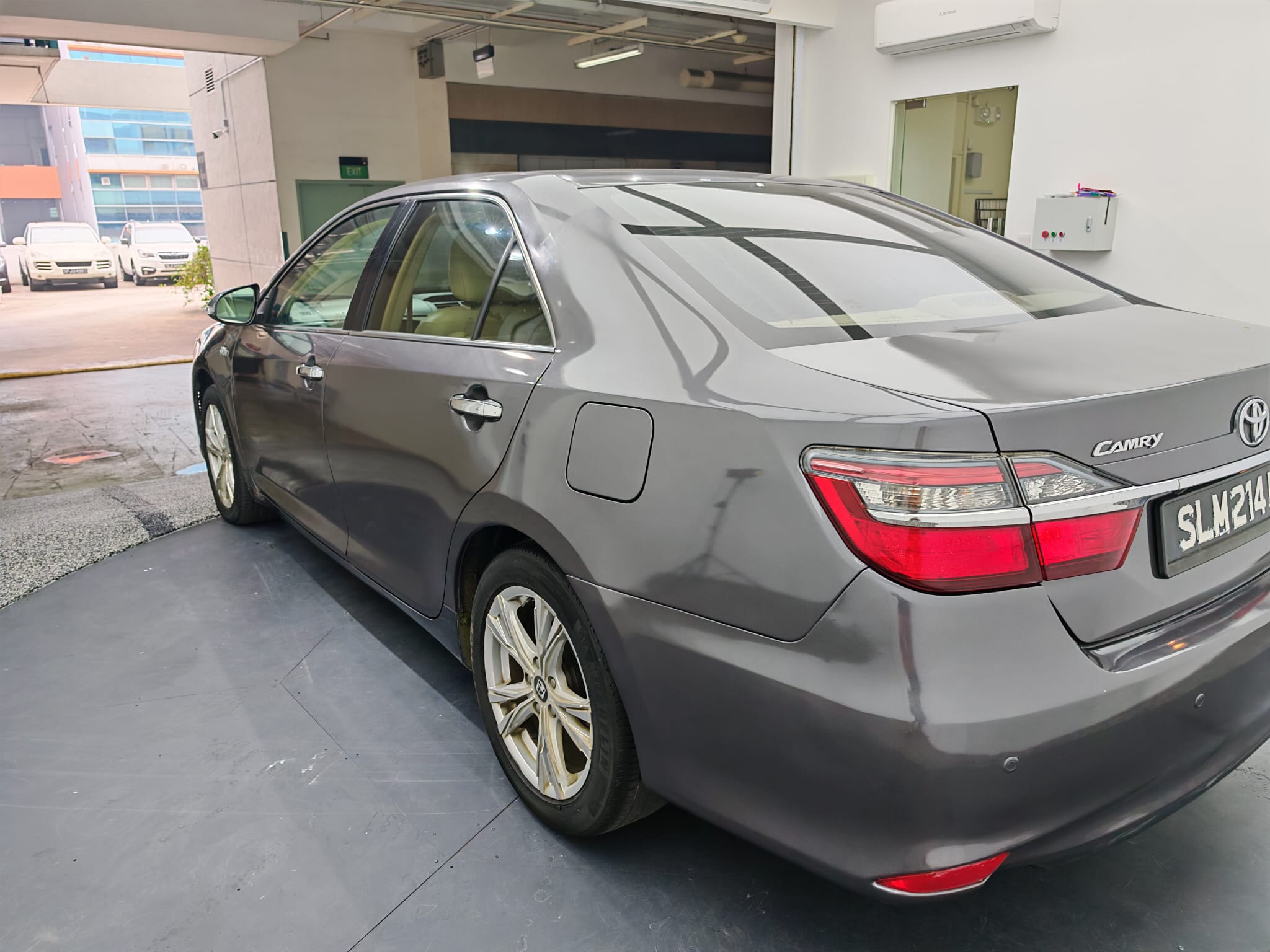 2016 Toyota Camry, photo 4