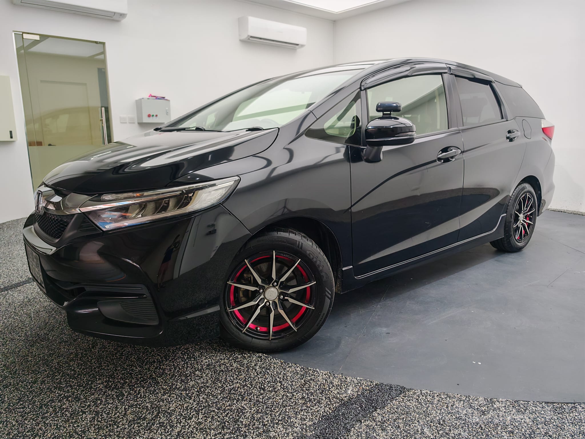 2016 Honda Shuttle, photo 2