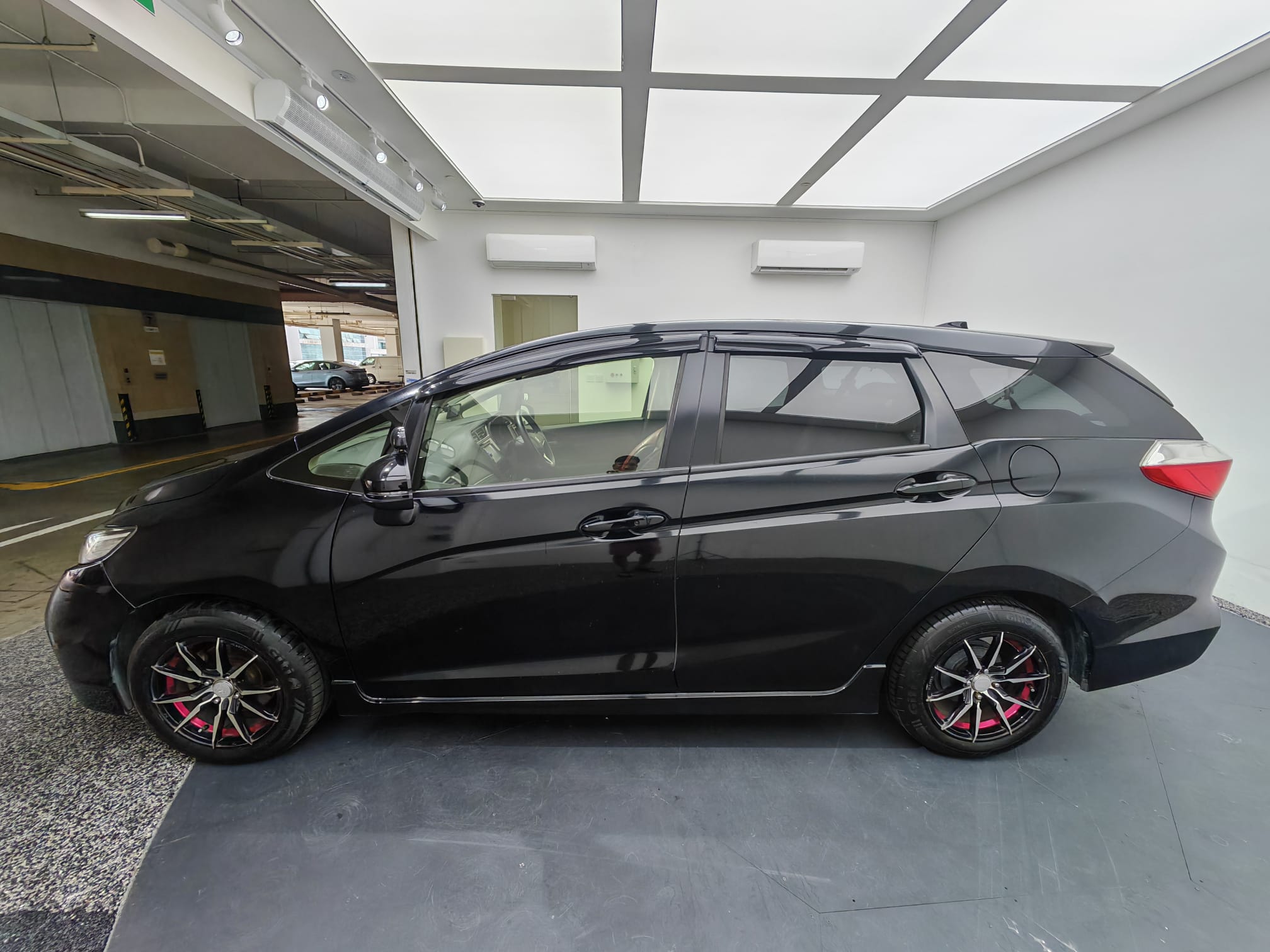2016 Honda Shuttle, photo 3