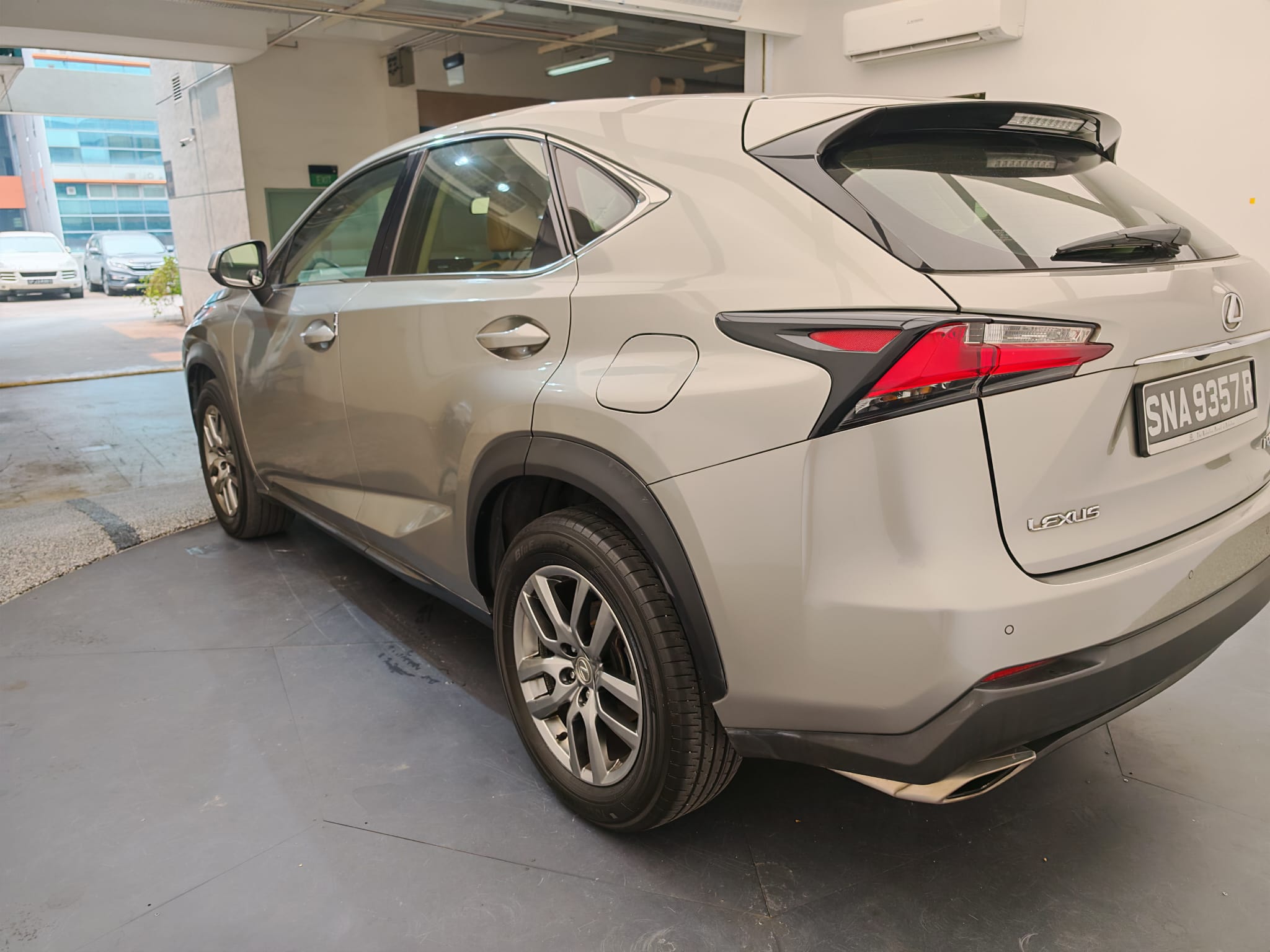 2016 Lexus NX200T, photo 4