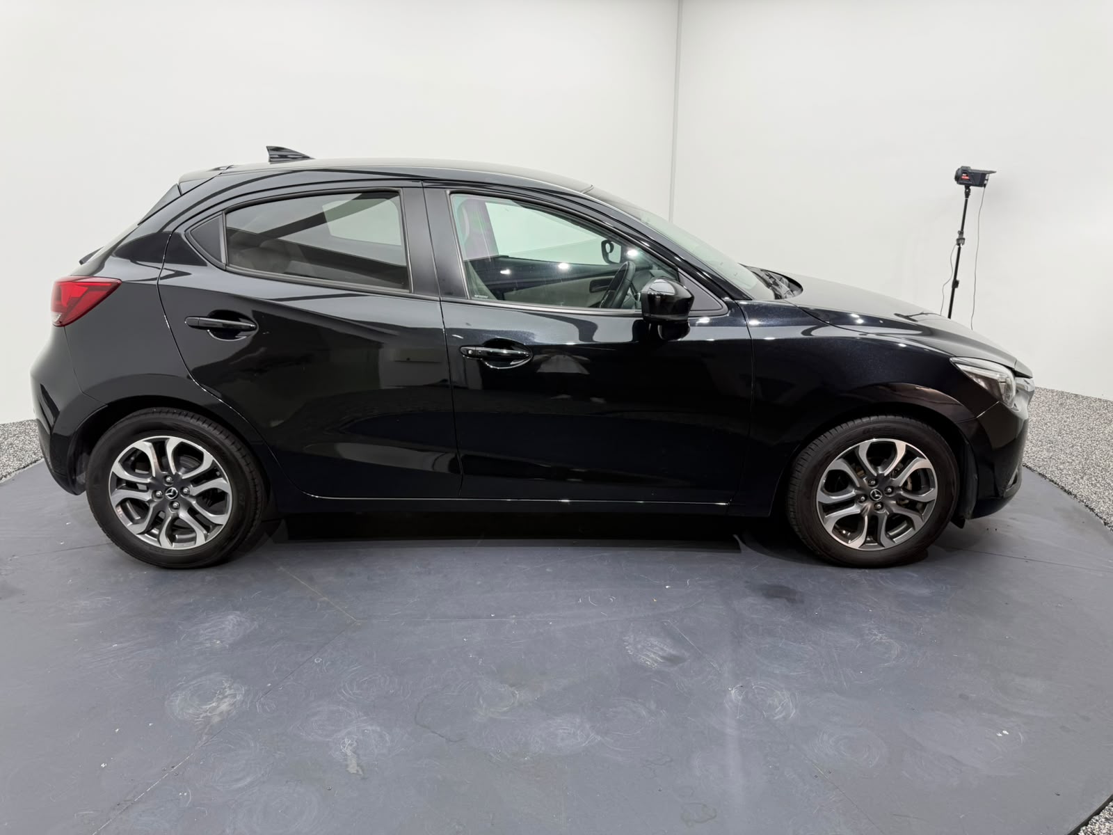 2017 Mazda Mazda2, photo 7
