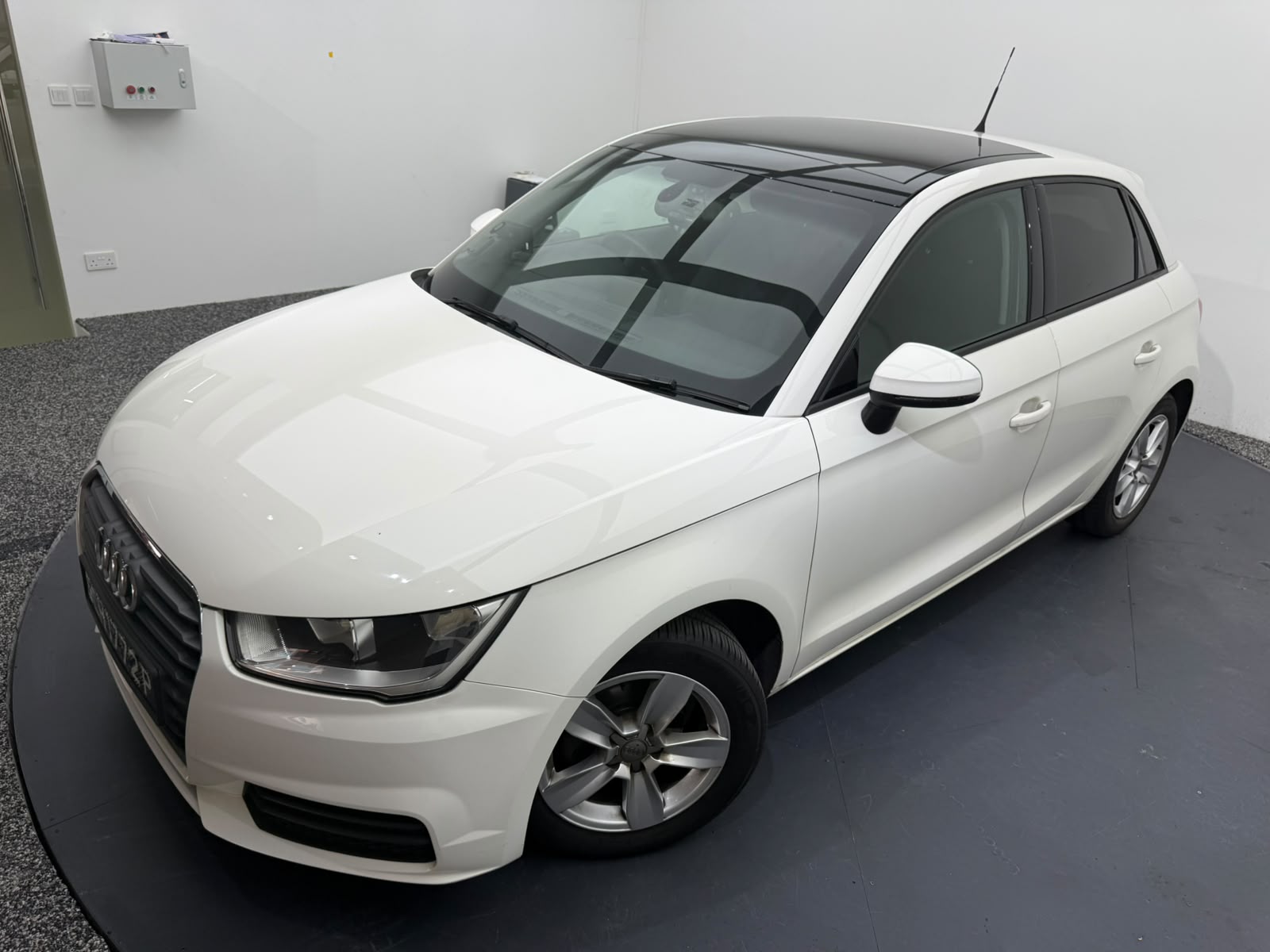 2016 Audi A1, photo 2