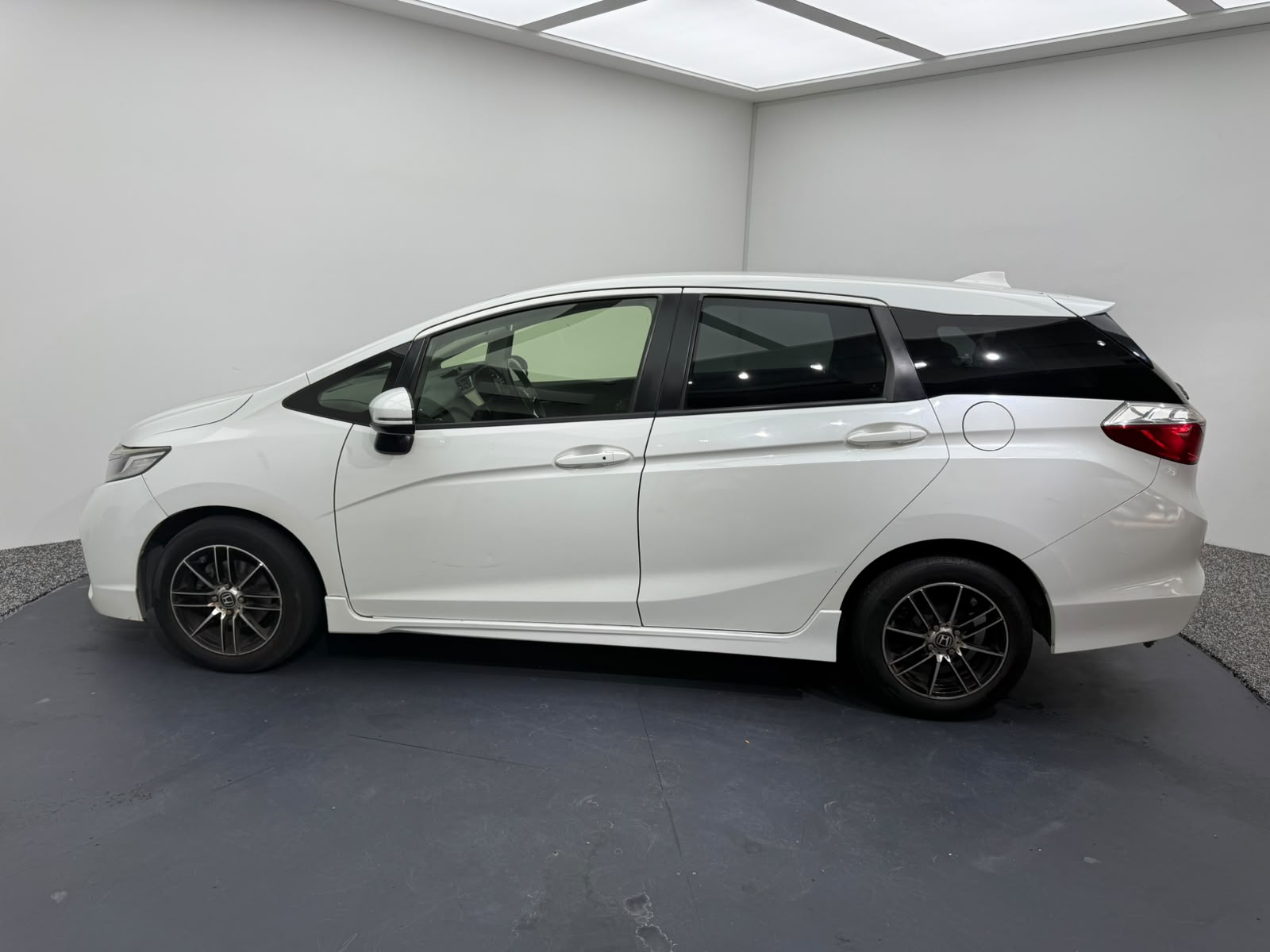 2016 Honda Shuttle, photo 3