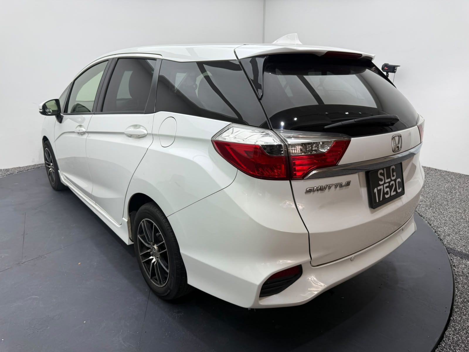 2016 Honda Shuttle, photo 4
