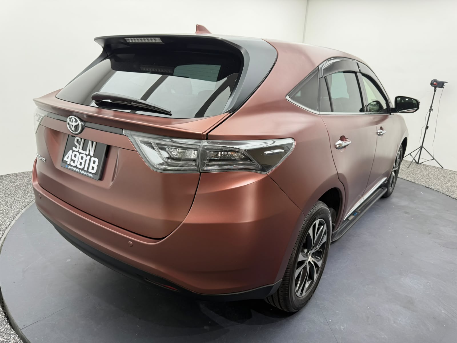 2016 Toyota Harrier, photo 6