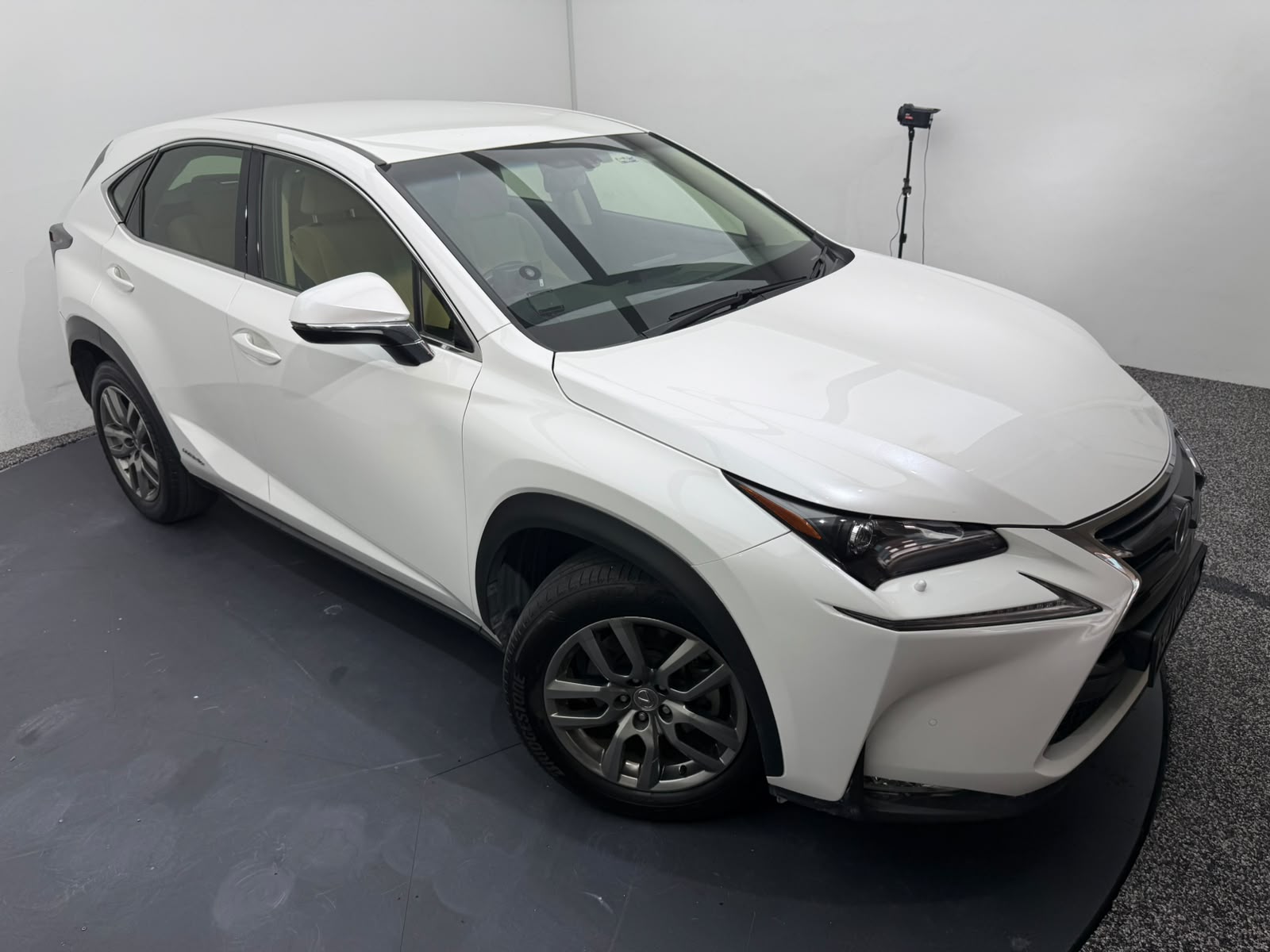 2016 Lexus NX300H, photo 8