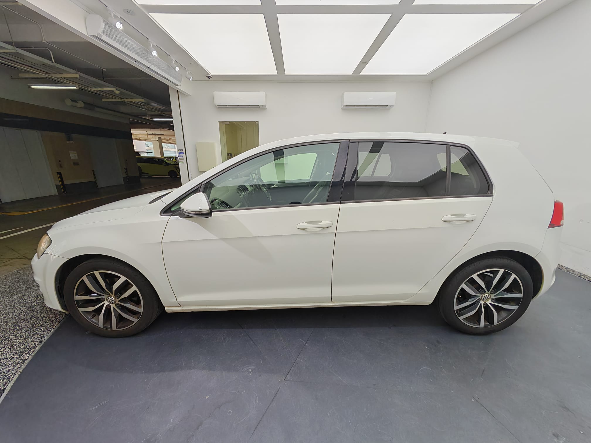 2016 Volkswagen Golf, photo 3
